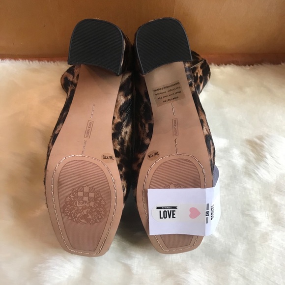 Vince Camuto Leslieon Leopard Platform Sz 7 - Picture 6 of 7